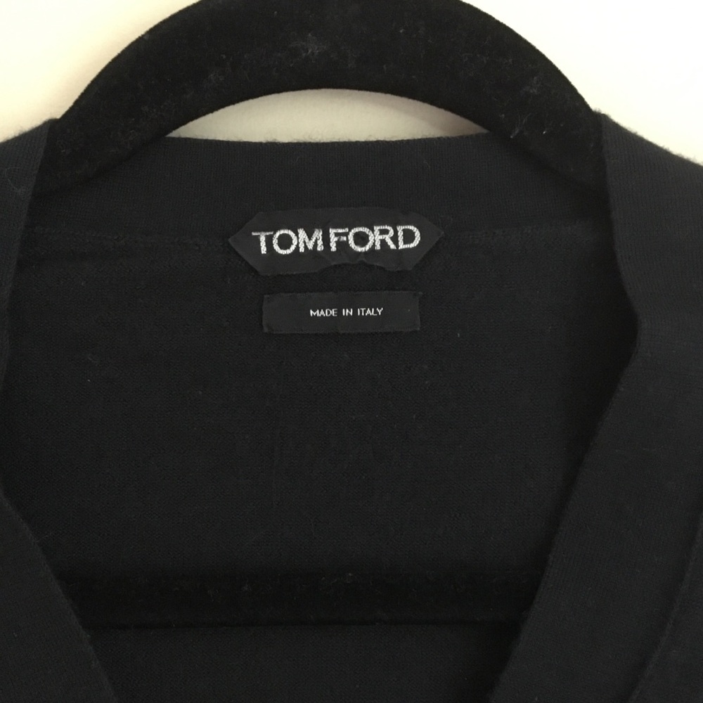 Tom Ford Cashmere Silk Lightweight V Neck Sweater - Picture 4 of 13